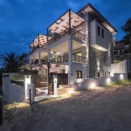 Blue Whisper Luxury Living Aparthotel