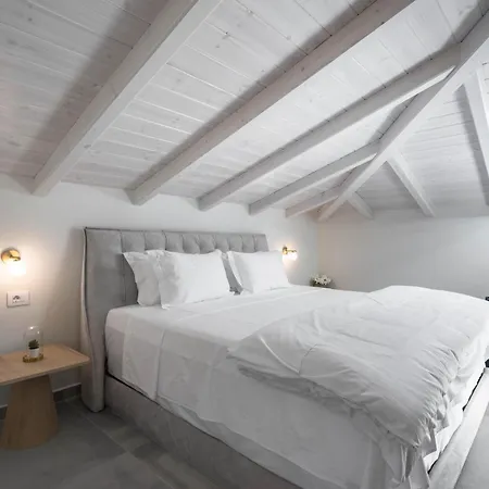 Aparthotel Blue Whisper Luxury Living