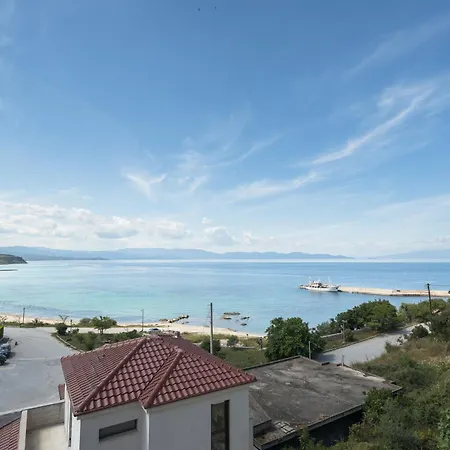 Blue Whisper Luxury Living Nea Roda