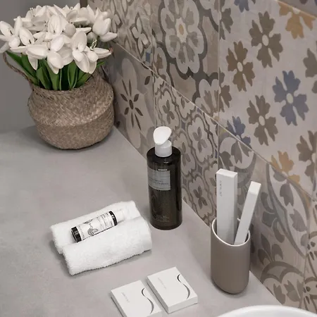 Blue Whisper Luxury Living Nea Roda