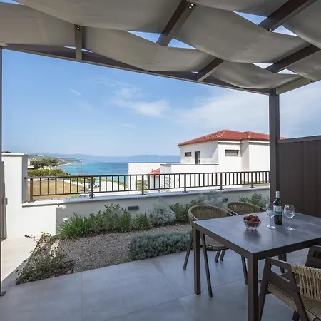 Blue Whisper Luxury Living Nea Roda