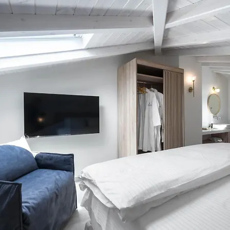 Aparthotel Blue Whisper Luxury Living *