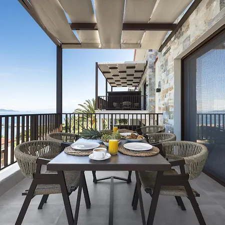 Blue Whisper Luxury Living Nea Roda