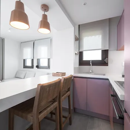 Апартхотел Blue Whisper Luxury Living
