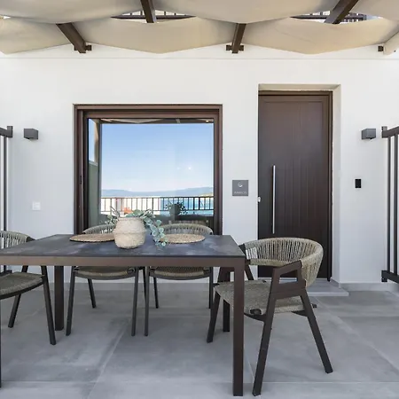 Blue Whisper Luxury Living מלון דירות נאה רודה