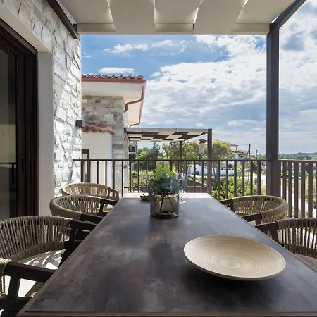 Blue Whisper Luxury Living מלון דירות נאה רודה
