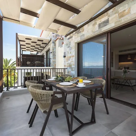 Blue Whisper Luxury Living 4* נאה רודה