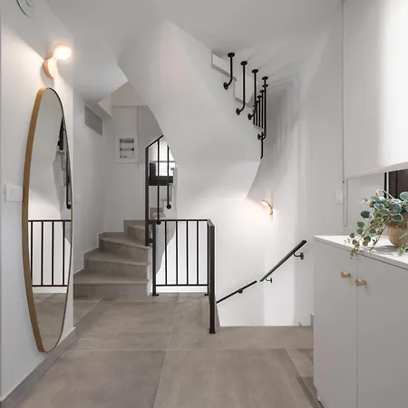 Blue Whisper Luxury Living Hotel apartamentowy Nea Roda