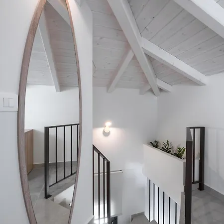 Blue Whisper Luxury Living Hotel apartamentowy 4*