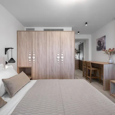 Blue Whisper Luxury Living Hotel apartamentowy