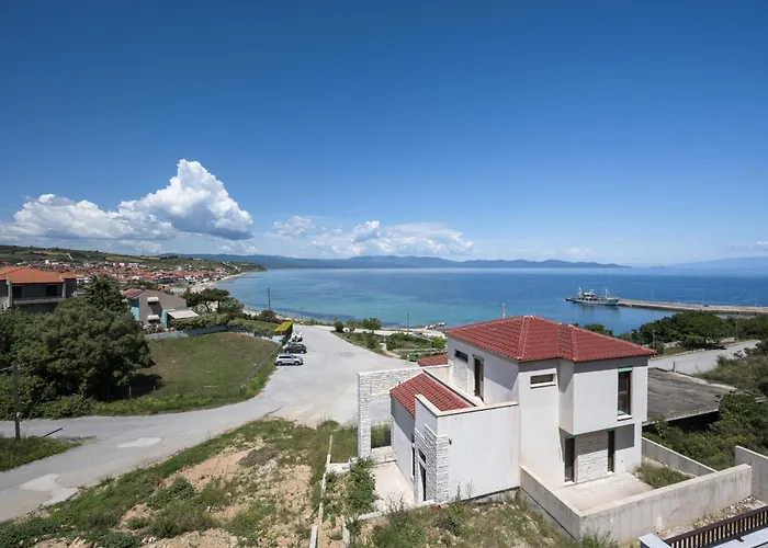 Blue Whisper Luxury Living Nea Roda