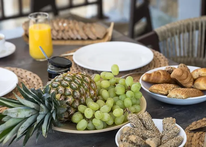 Blue Whisper Luxury Living 4*